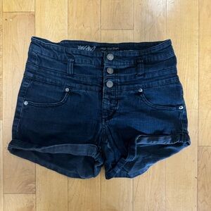 Mossimo high rise dark wash Jean shorts!